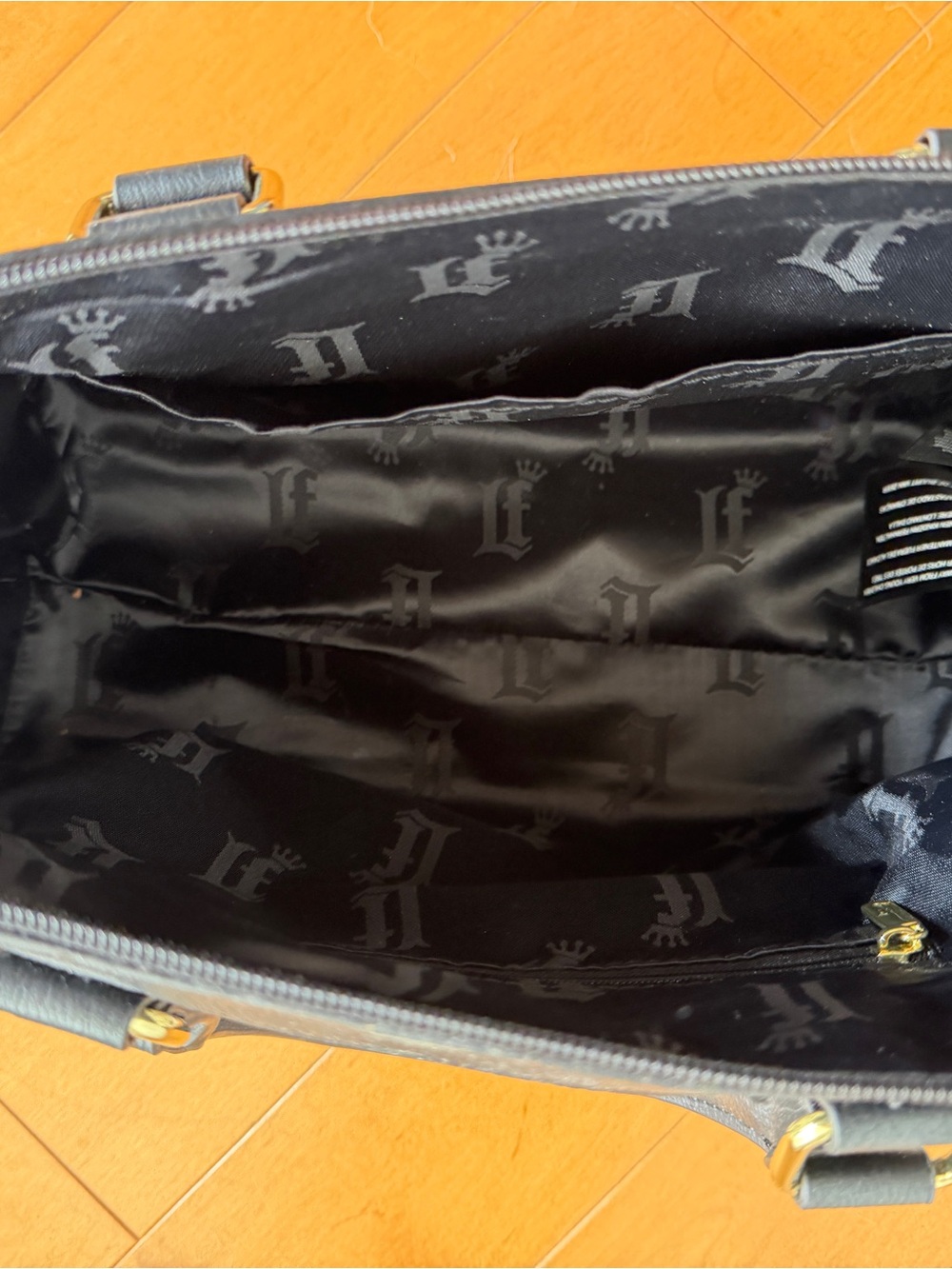 Loungefly Black and White Sugar Skull Satchel Handbag - Picture 4 of 4